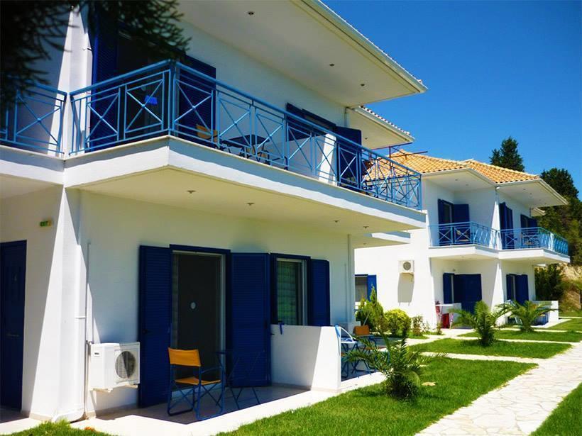 Nymphs Rooms & Apartments Nikiana Luaran gambar